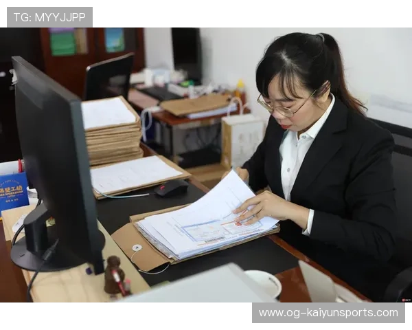 专家提醒:制作视频应事先征得被拍学生及家长同意 专家提醒:制作视频应事先征得被拍学生及家长同意